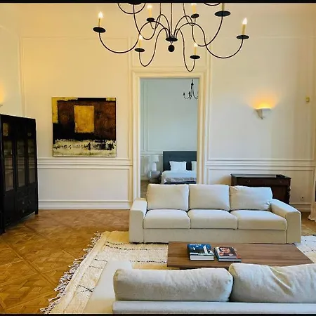 Andrassy 28, Next To Opera, Parking *